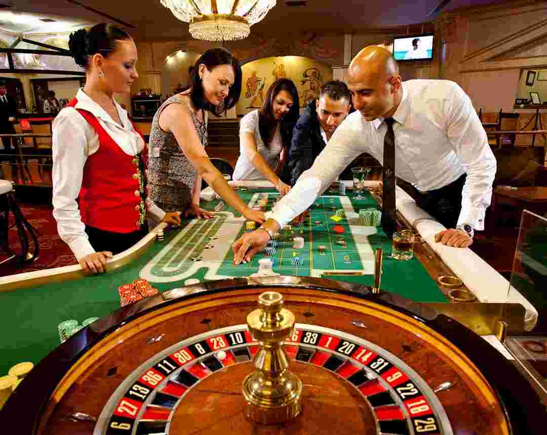Đội ngũ nhân viên Suncity Casino giàu kinh nghiệm và nhiệt tình